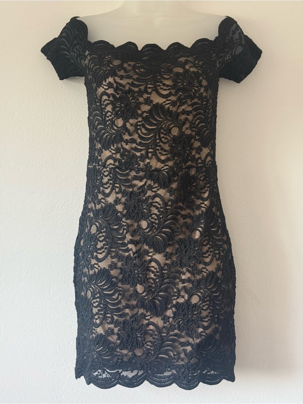 NWT Bebe Black Nude Lace Off Shoulder Bodycon Mini Dress S